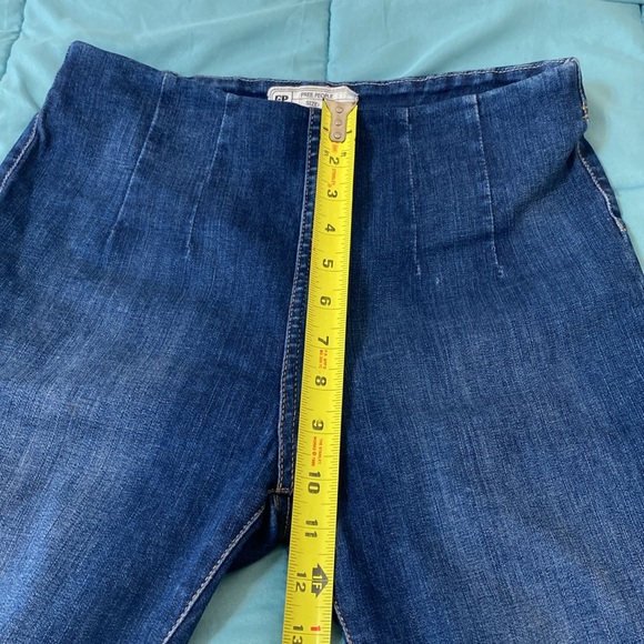 Free People Ultra High Pull On Skinny jeans size 28 - Picture 7 of 13
